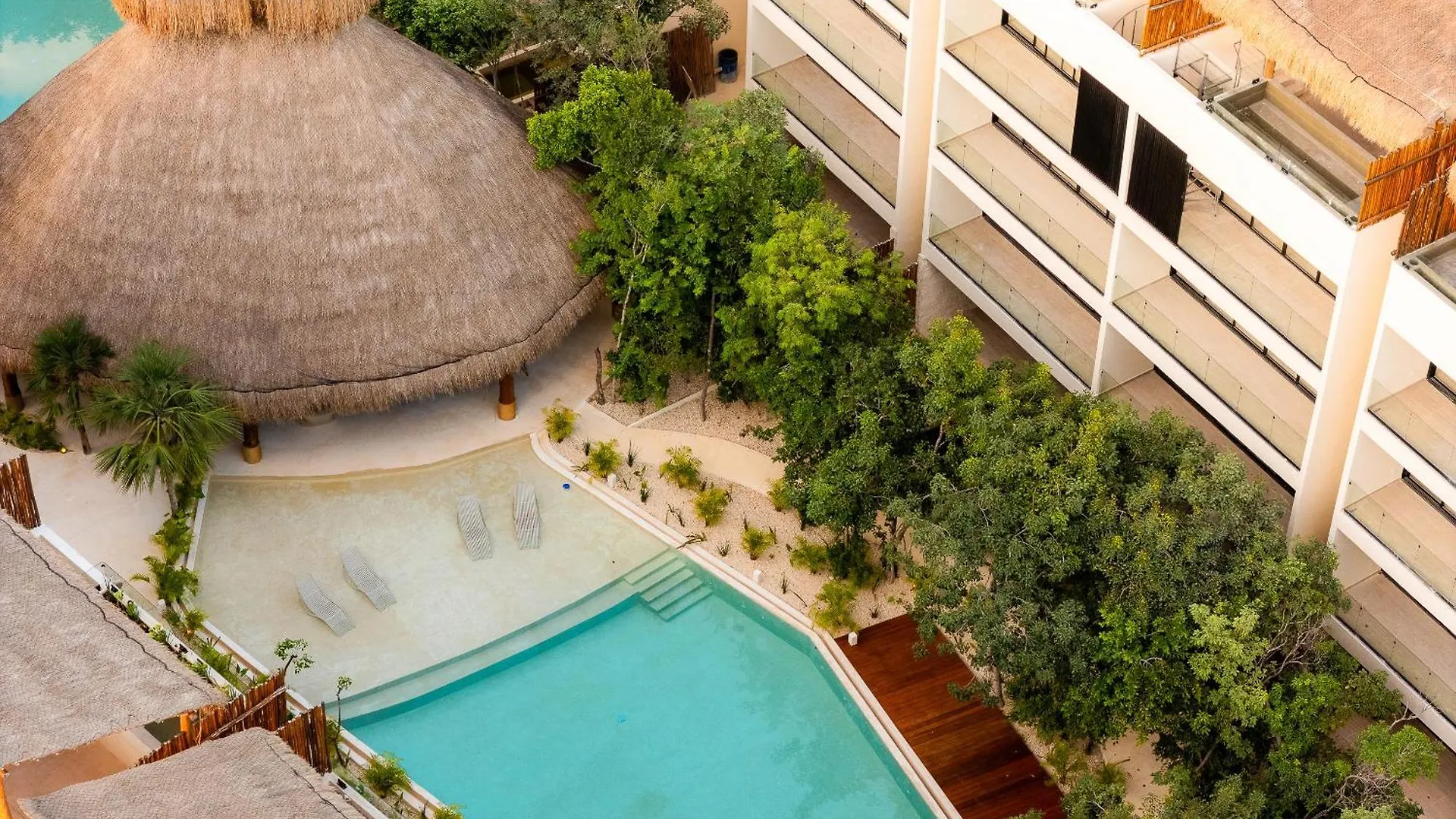 Appartamento 2Br Jungle View W Private Pool Gym Fast Wifi Tulum 0*,  Messico